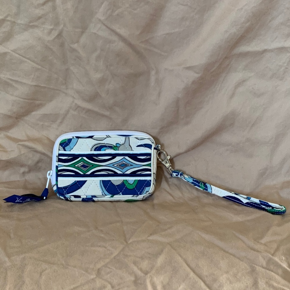 Vera Bradley White Floral Tech Case